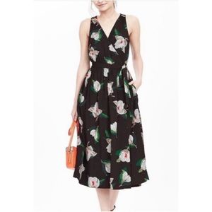 Banana Republic Magnolia Wrap Dress Size 0